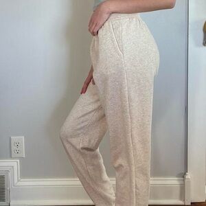 SO Cream Cinch Leg Sweatpants